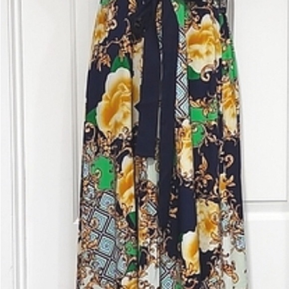 New York and Company maxi dress size medium - Picture 2 of 4